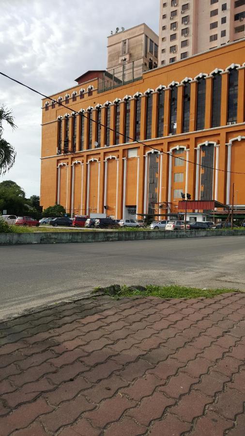 Cmk Guesthouse Kondominium Kota Sri Mutiara Kota Bharu Bagian luar foto